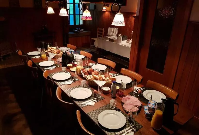 ベッドアンドブレックファースト Bed En Breakfast Le Chateau