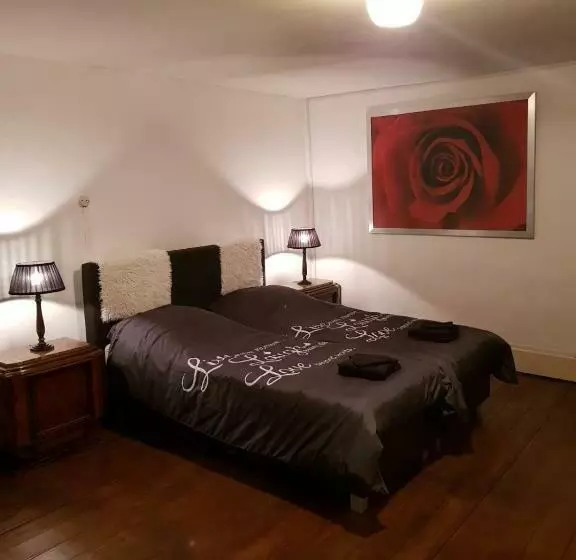ベッドアンドブレックファースト Bed En Breakfast Le Chateau