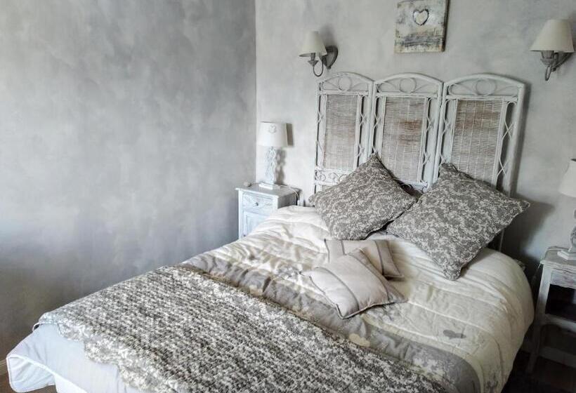 ベッドアンドブレックファースト Côté Chapelle