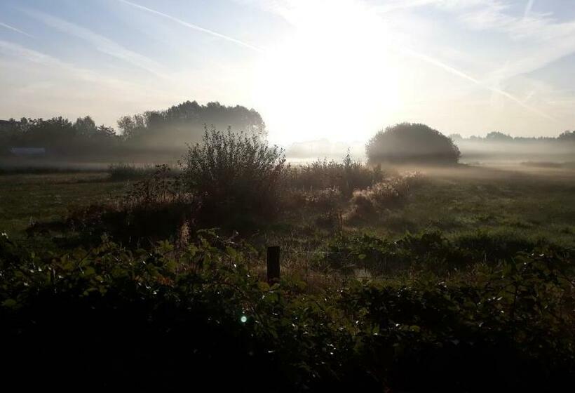 住宿加早餐  De Heidestroper