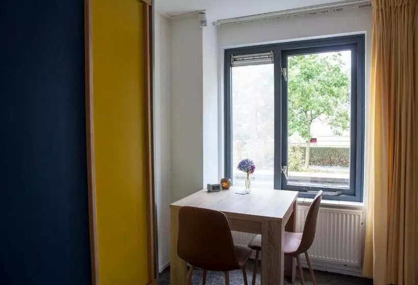 Aamiaismajoitus (B&B) De Heidestroper