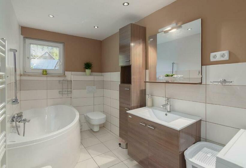 تختخواب و صبحانه Apartments Unite