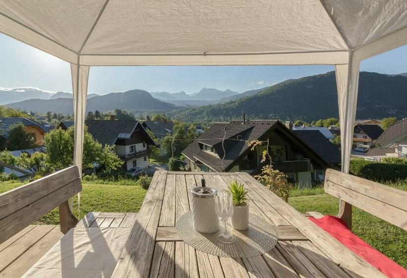 تختخواب و صبحانه Apartments Unite