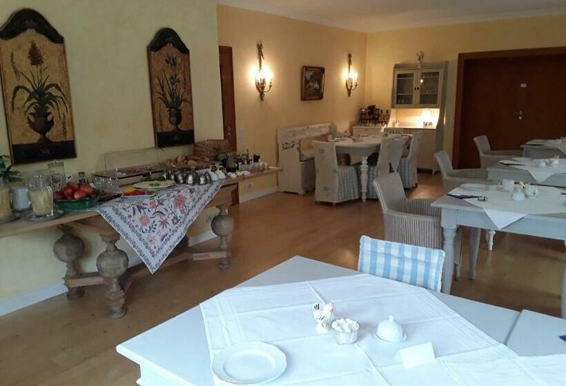 مبيت وإفطار Gästehaus Am Alten Hafen