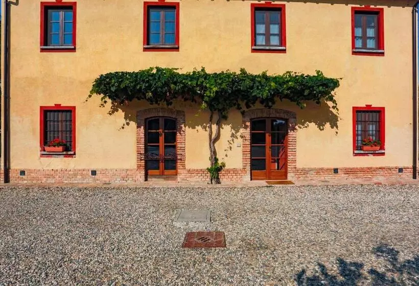Hotelli Agriturismo Le Corti Della Gualdana