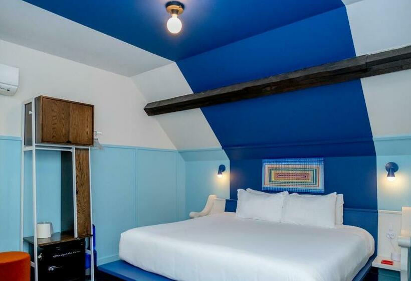 فندق The Russell