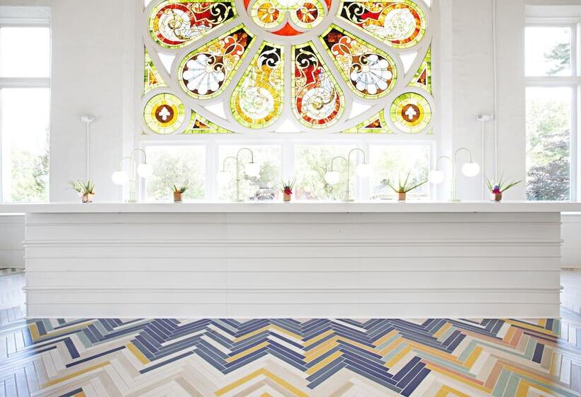 فندق The Russell