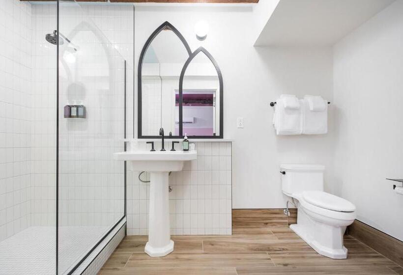 فندق The Russell