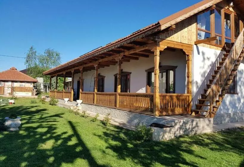 ペンション Verada Tour Guest House