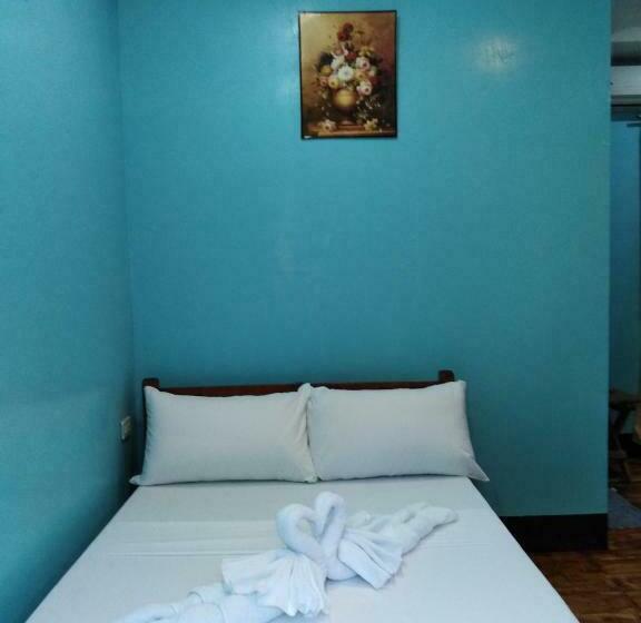 הוסטל Southside Tourist Inn