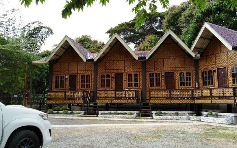 הוסטל Southside Tourist Inn