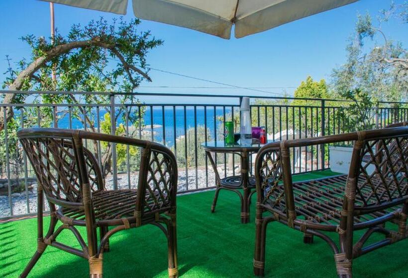 تختخواب و صبحانه Benvenuti Al Sud