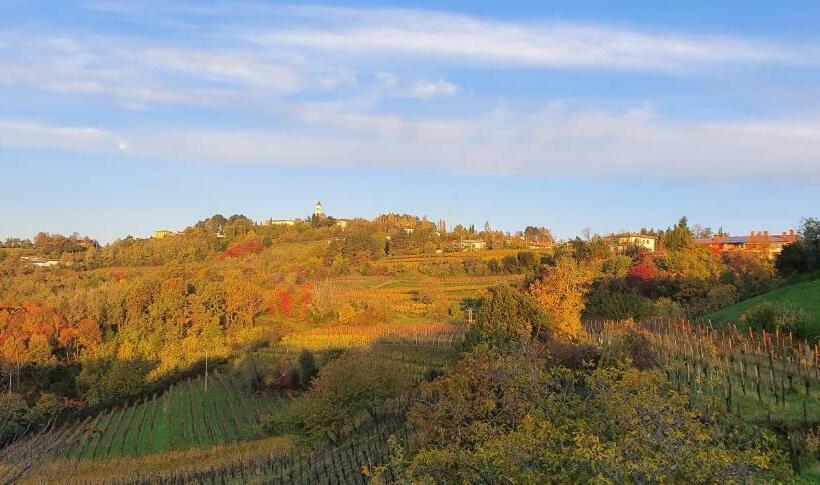 مبيت وإفطار Casaroman