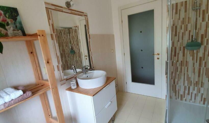 مبيت وإفطار Casaroman