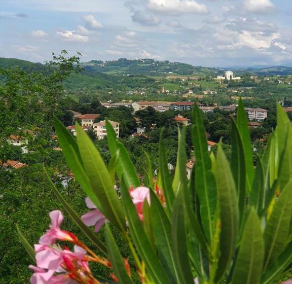 مبيت وإفطار Casaroman