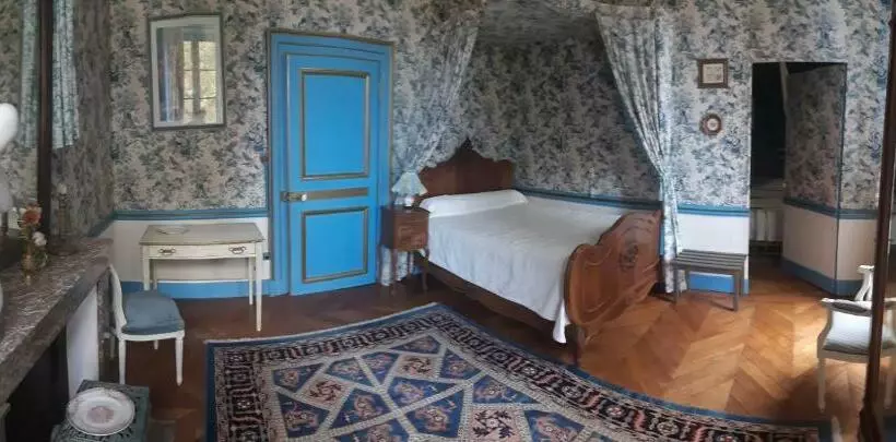 Aamiaismajoitus (B&B) Chateau De Longeville