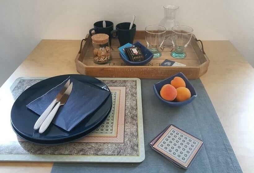 مبيت وإفطار Chatimbarbe