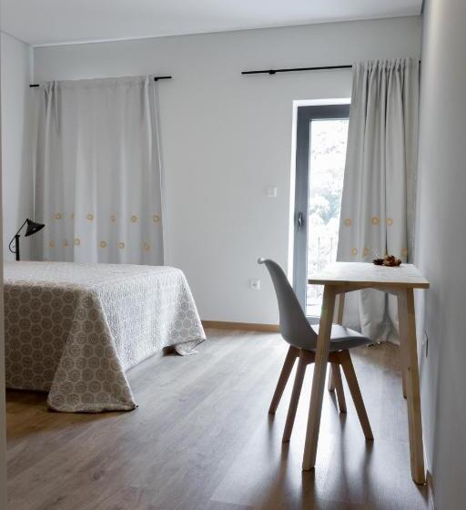 ベッドアンドブレックファースト Dois Lagares House