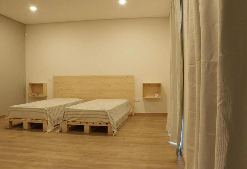 ベッドアンドブレックファースト Dois Lagares House