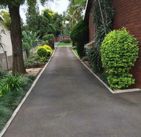 ベッドアンドブレックファースト Rest And Rise