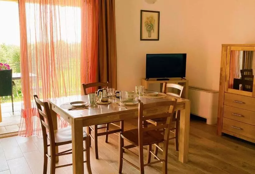 ホテル Agriturismo Fioralba