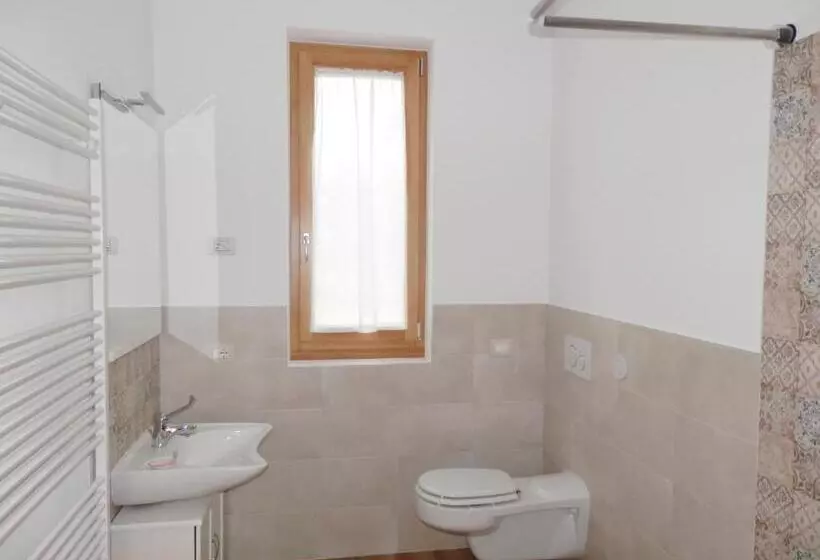 ホテル Agriturismo Fioralba