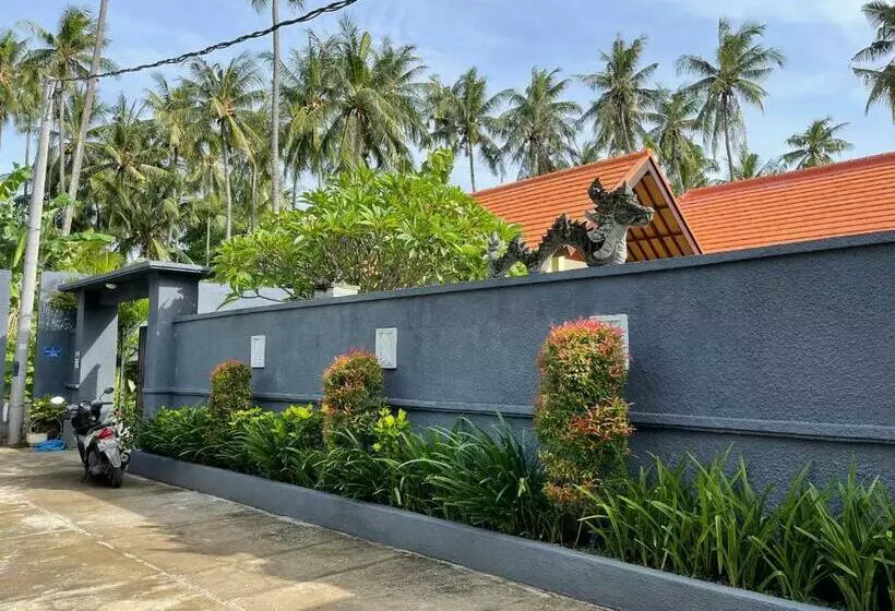 هتل Mias Jungle House