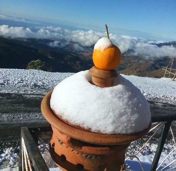 モーテル Cafe Restaurant La Belle Vue Tizi N Test 2100m