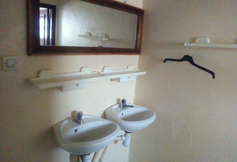 モーテル Cafe Restaurant La Belle Vue Tizi N Test 2100m