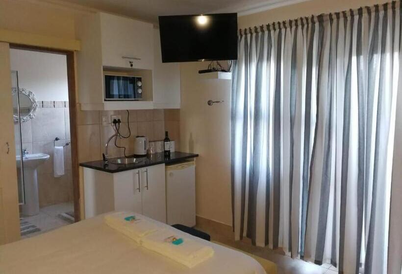 פנסיון 24b Kruger Cottage