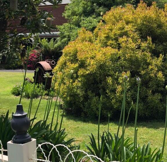 Пансион Sea Change Guesthouse