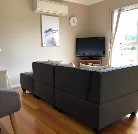 Majatalo Sea Change Guesthouse