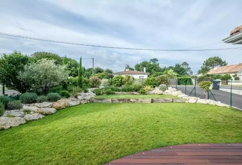 Majatalo Studio Nathalie Et Sebastien