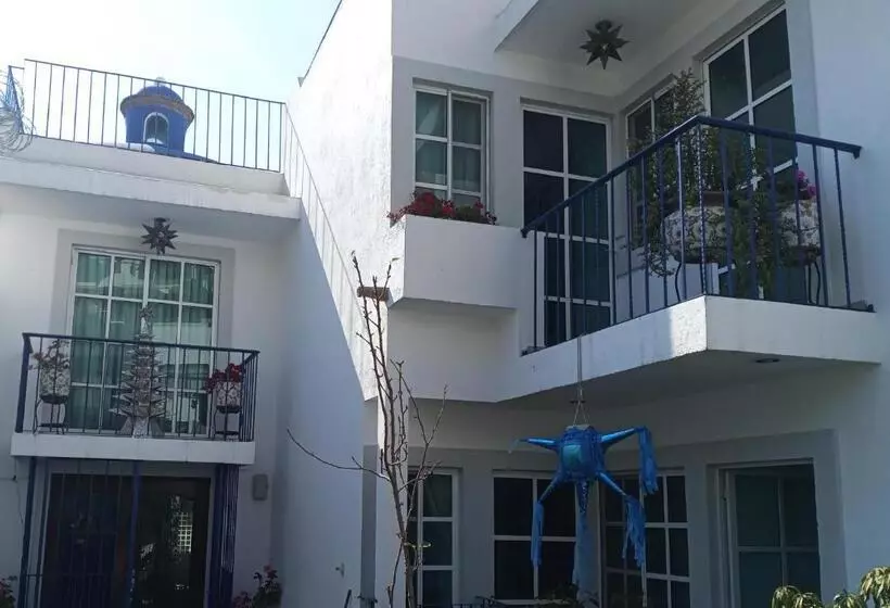 هاستل Milenio Iii B&b