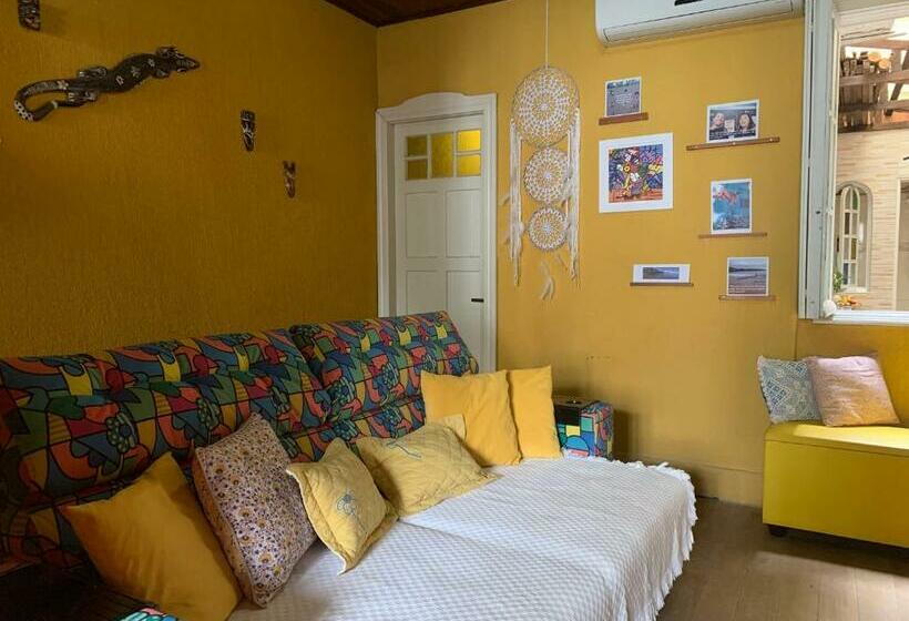 הוסטל Tao Station 752