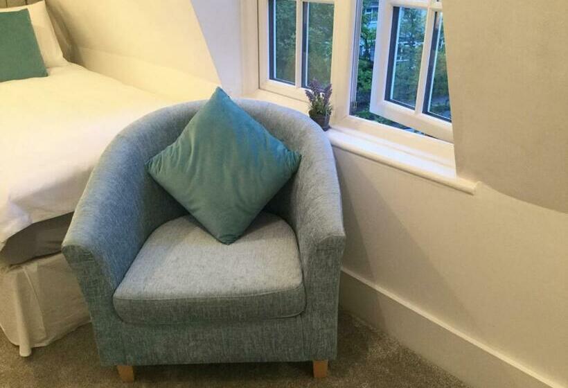 Bed and Breakfast Glebe House