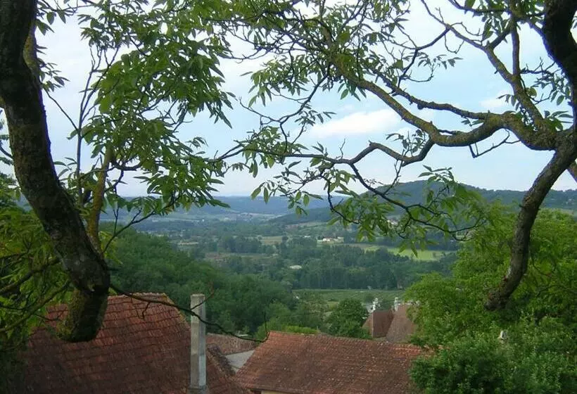 ベッドアンドブレックファースト Chambres D Hotes Le Roussel