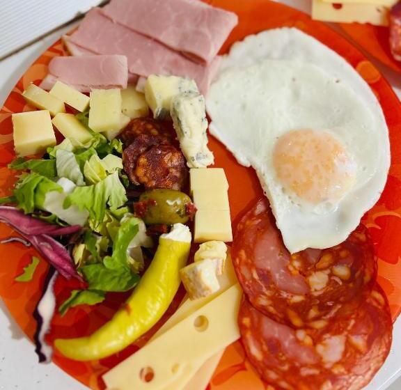 تختخواب و صبحانه Residence Rooms Bucovina