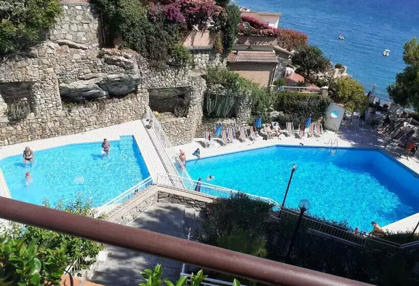 Conca Verde C21  Beach Front Little Villas Pool, Private Jacuzzi Sea View