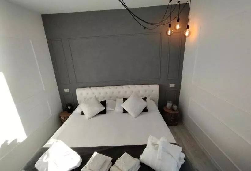 Conca Verde C21  Beach Front Little Villas Pool, Private Jacuzzi Sea View