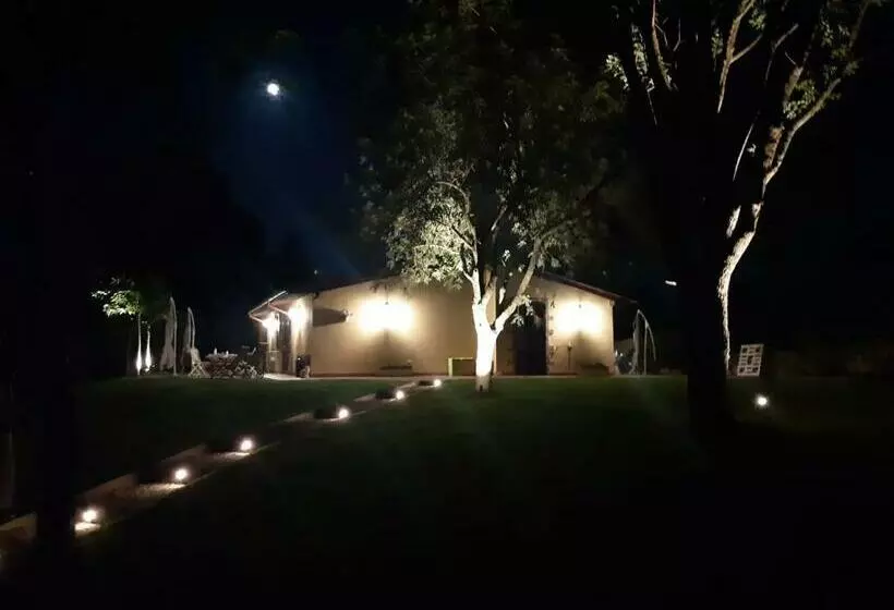 ホテル Agriturismo La Sorgente