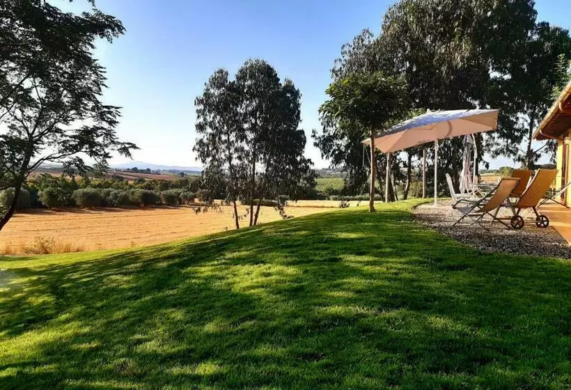 ホテル Agriturismo La Sorgente