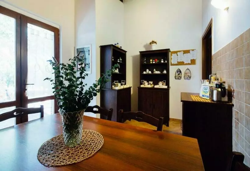 ホテル Agriturismo La Sorgente