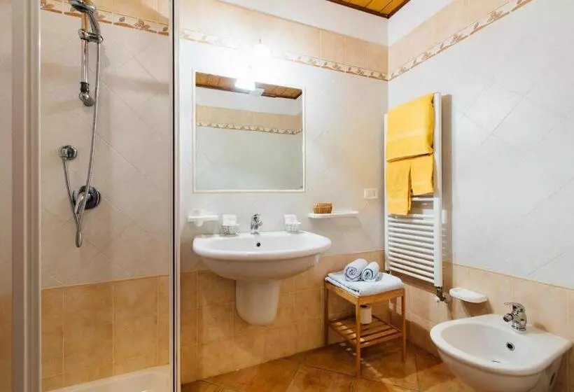 ホテル Agriturismo La Sorgente
