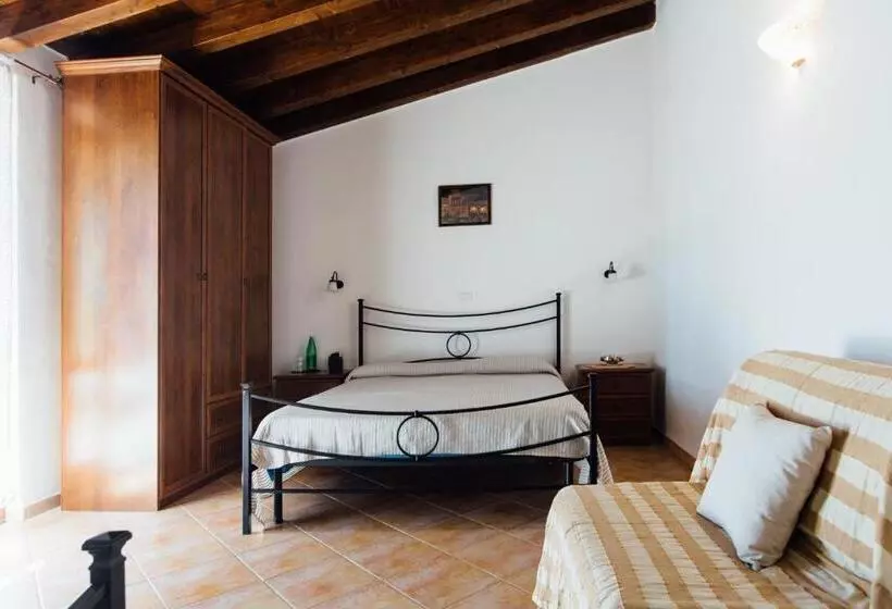 ホテル Agriturismo La Sorgente