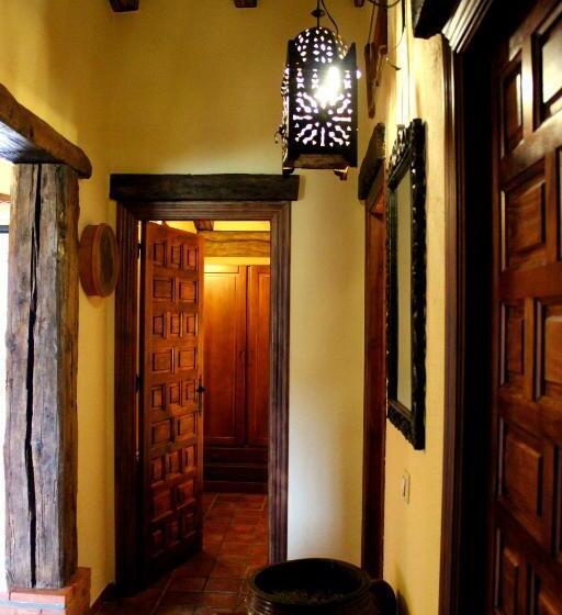 酒店 Alojamiento Rural El Agüelo