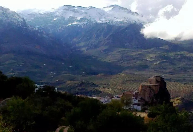 Hotelli Alojamiento Rural El Agüelo