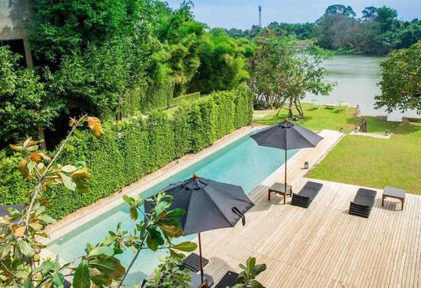 هتل Phingphayla Photharam