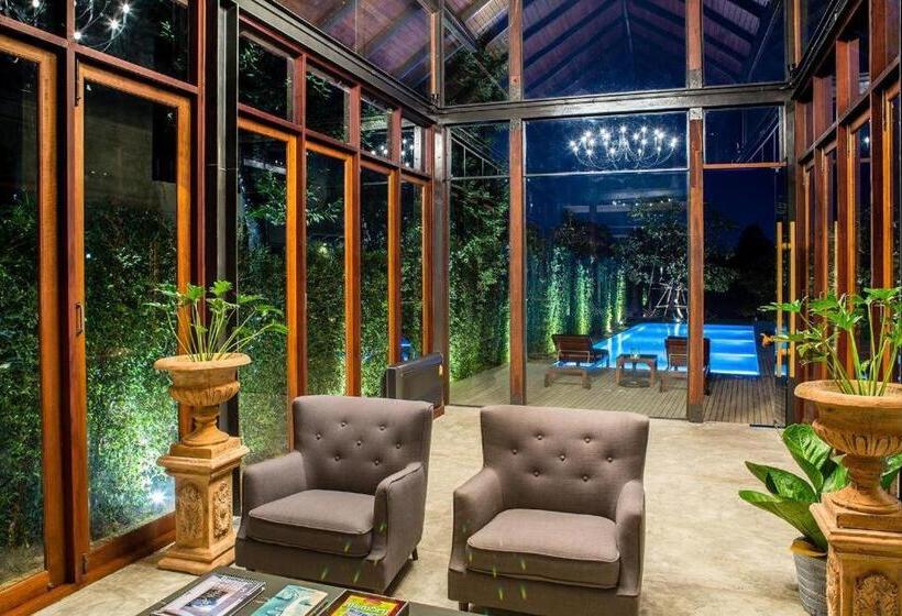 هتل Phingphayla Photharam