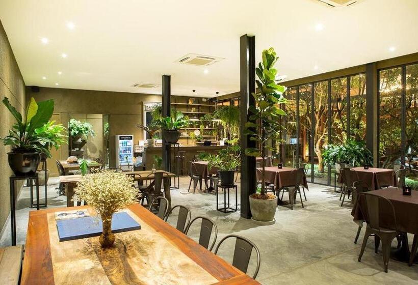 هتل Phingphayla Photharam